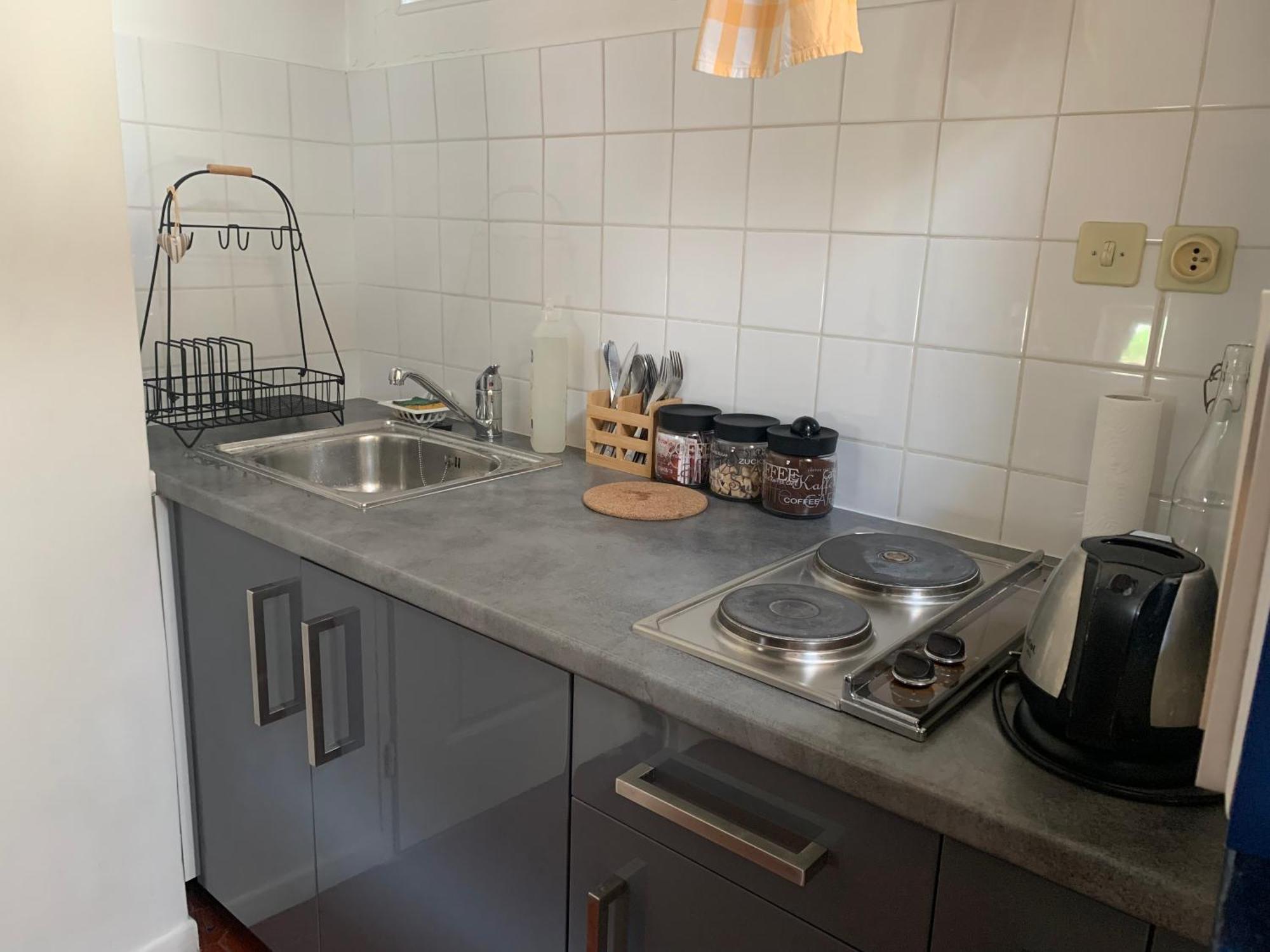 Un Appartement Atypiquement Provencal 르까네 외부 사진