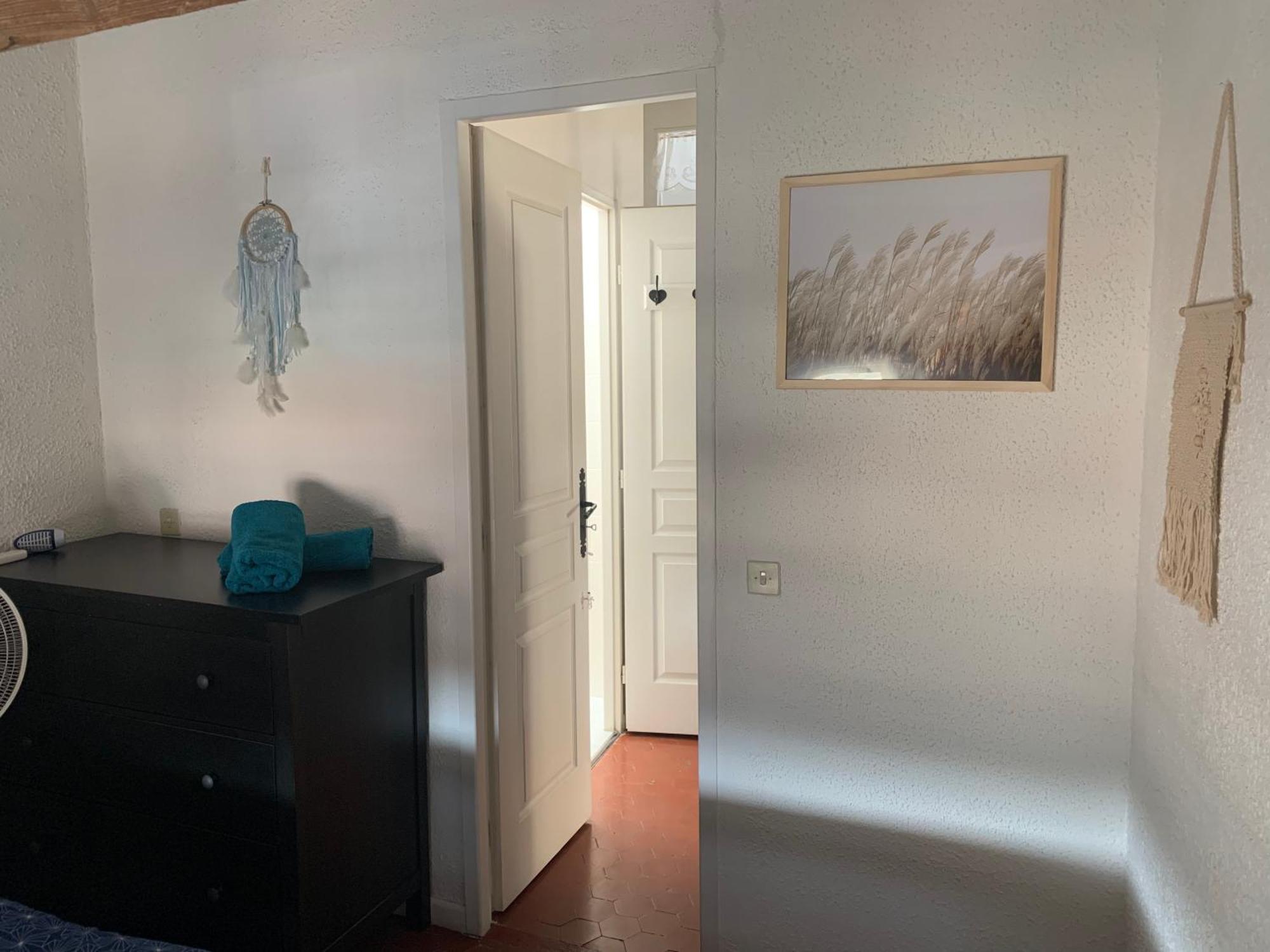 Un Appartement Atypiquement Provencal 르까네 외부 사진